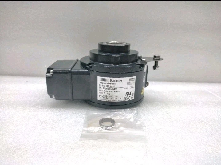 Baumer HOG10 DN 1024 I Incremental Encoder 9-30VDC IP66 - Made in Germany Baumer HOG10 DN 1024 I Incremental Encoder 9-30VDC IP66 - Made in Germany - Image 1