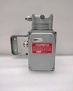 Masoneilan Dresser 8012-4C Pneumatic Valve Positioner - Image 2